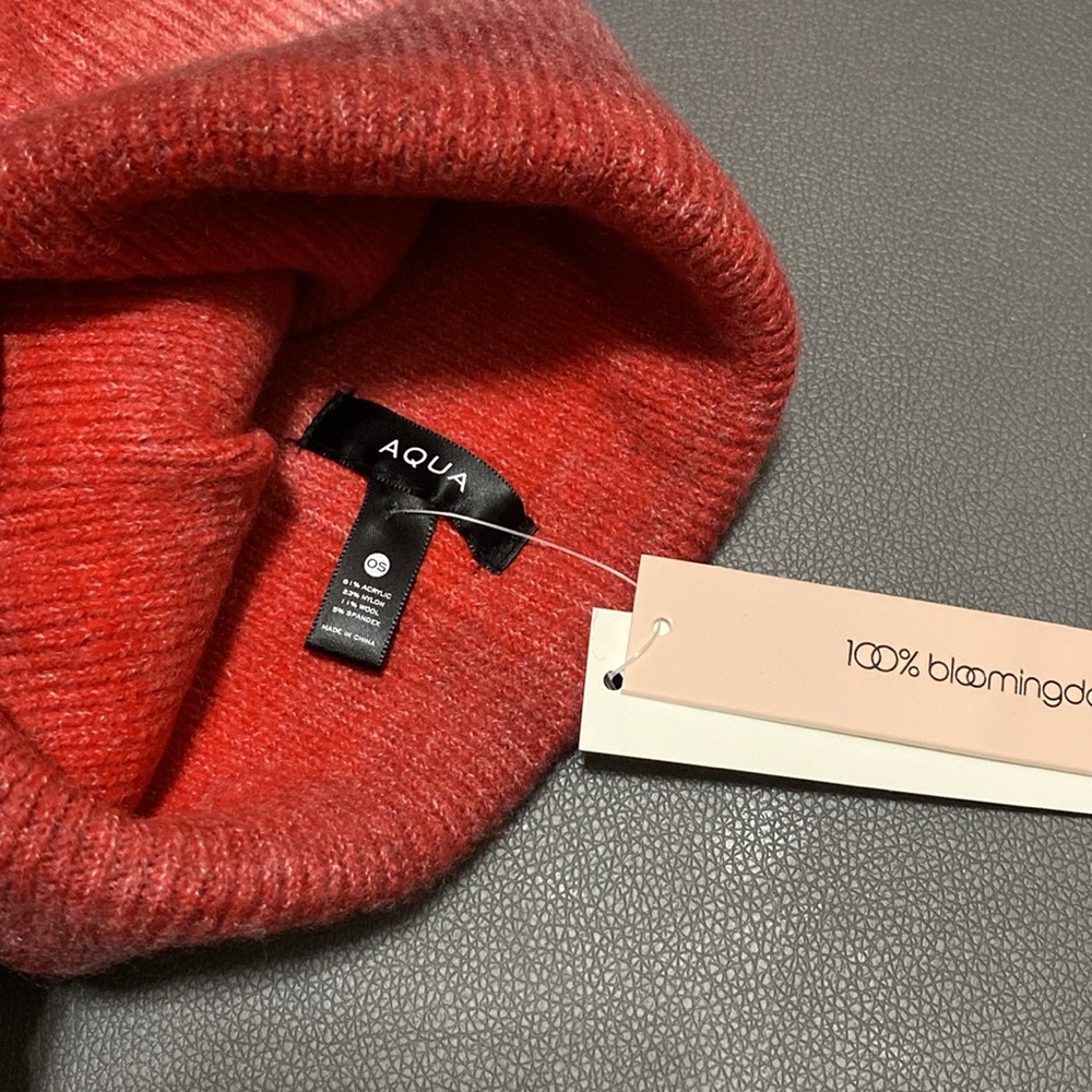 NWT Aqua Rainbow Ombré Pink Beanie - Picture 3 of 3